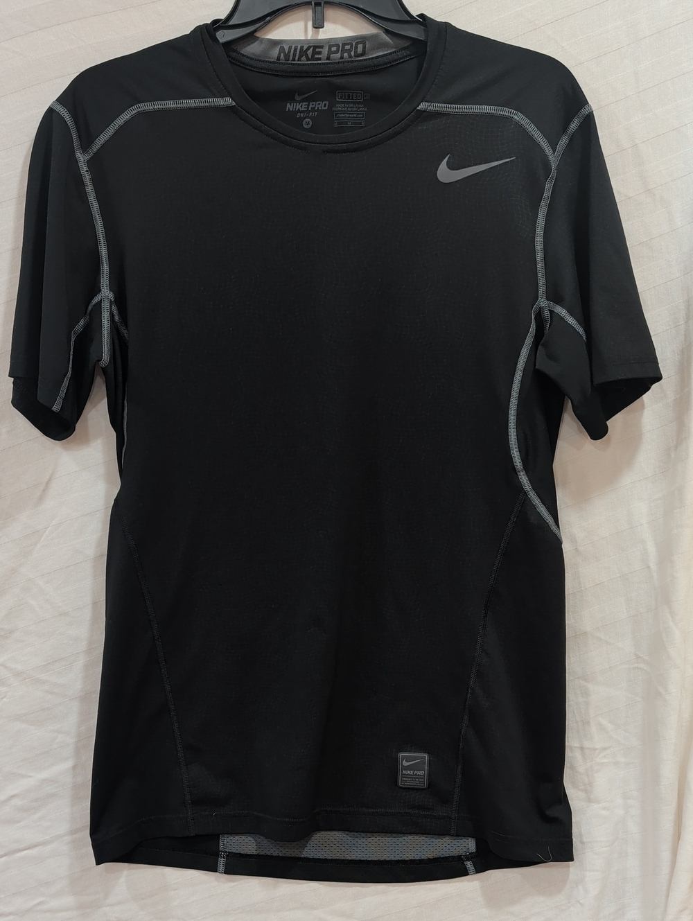Nike Black Short-Sleeve Training Shirt Size M